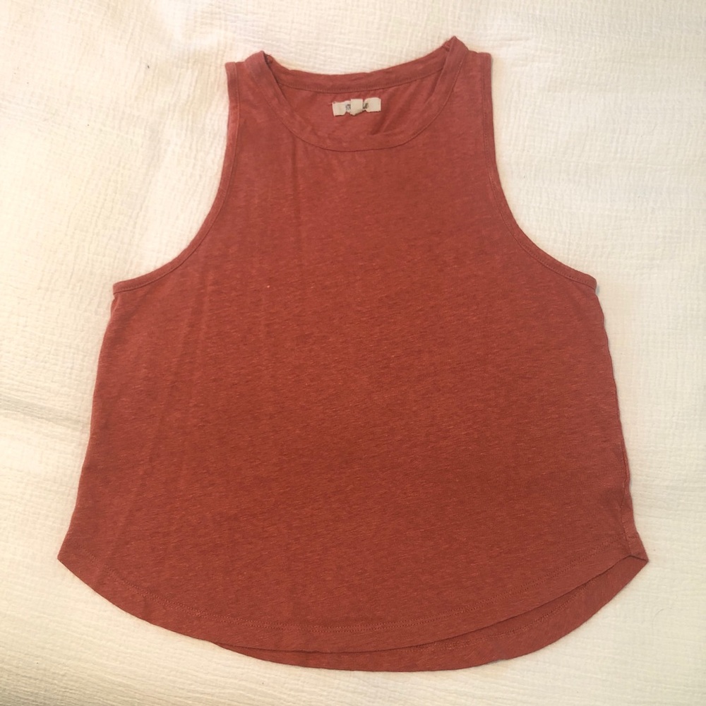 Rust colored madewell tank